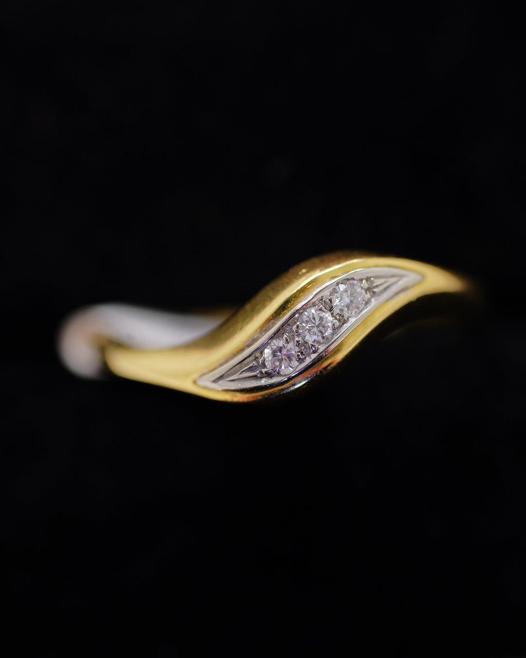 Anillo para Dama con Diamante Natural de 0.09 P en Oro 18K