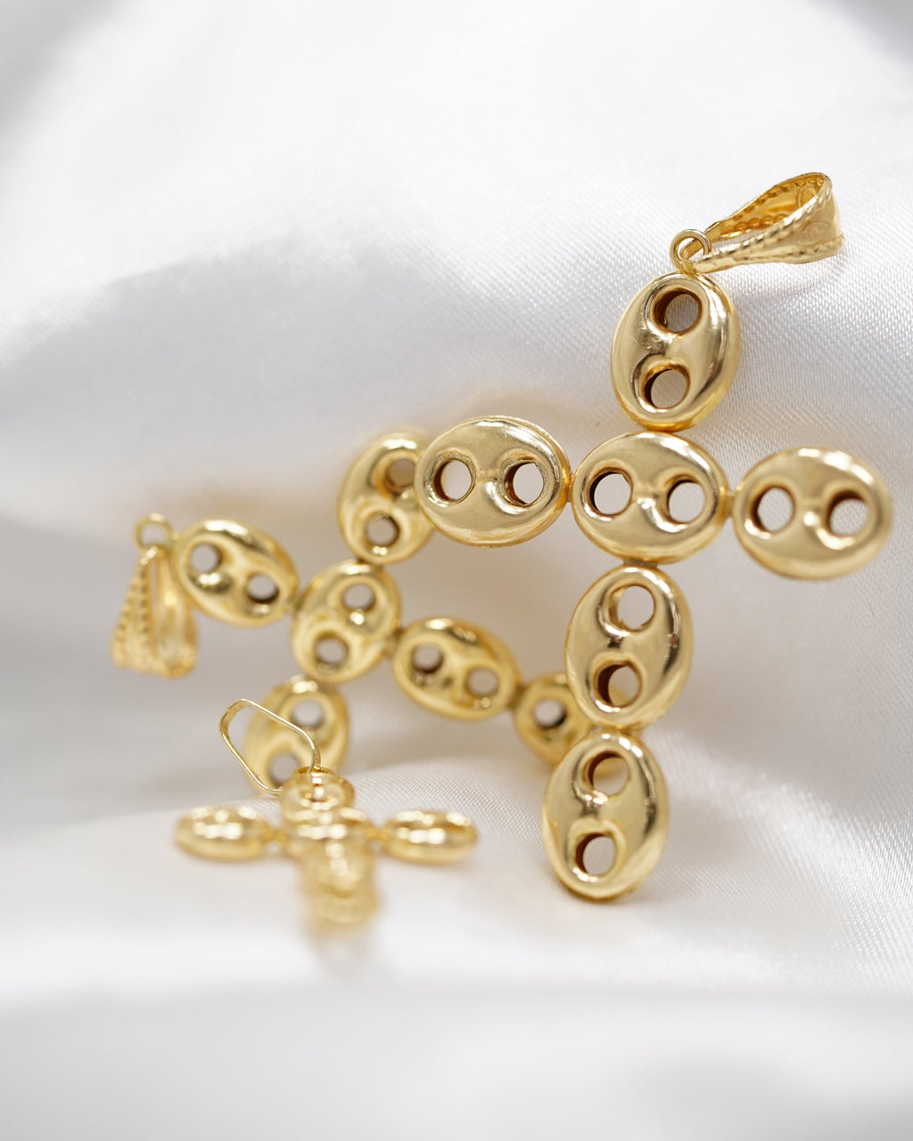 Dije Gucci en Oro 18K | Joyería Dorian