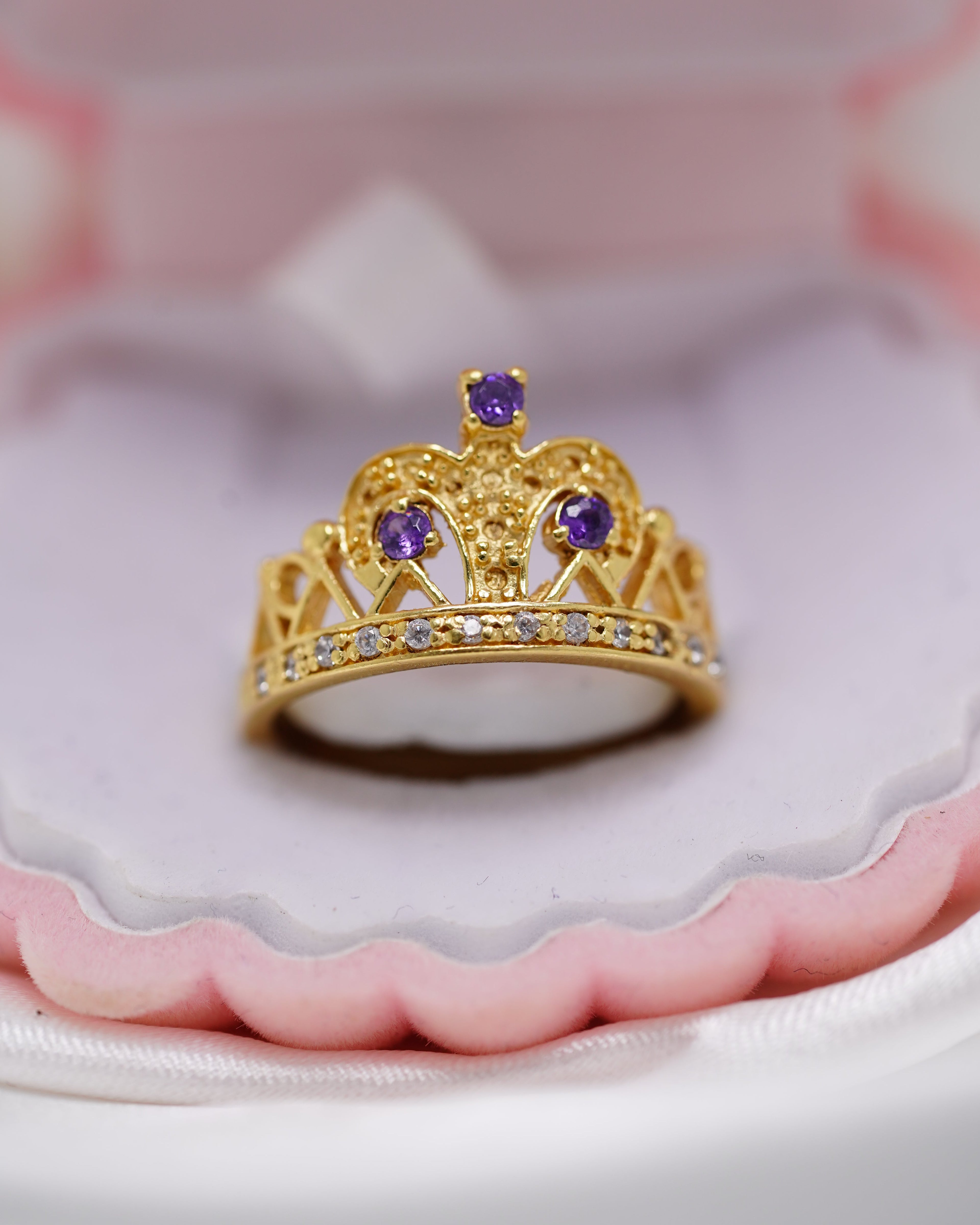 Anillo de 15 Años en Oro 18K – 5.2 Gramos | Exclusividad y Elegancia para una Celebración Inolvidable