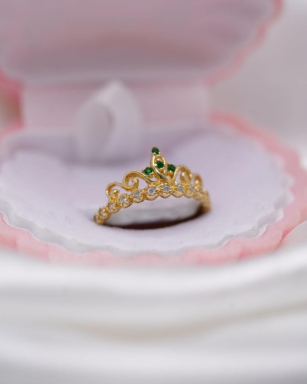 Anillo de 15 Años en Oro 18K – 2.3 Gramos | Un Detalle Elegante para un Día Inolvidable