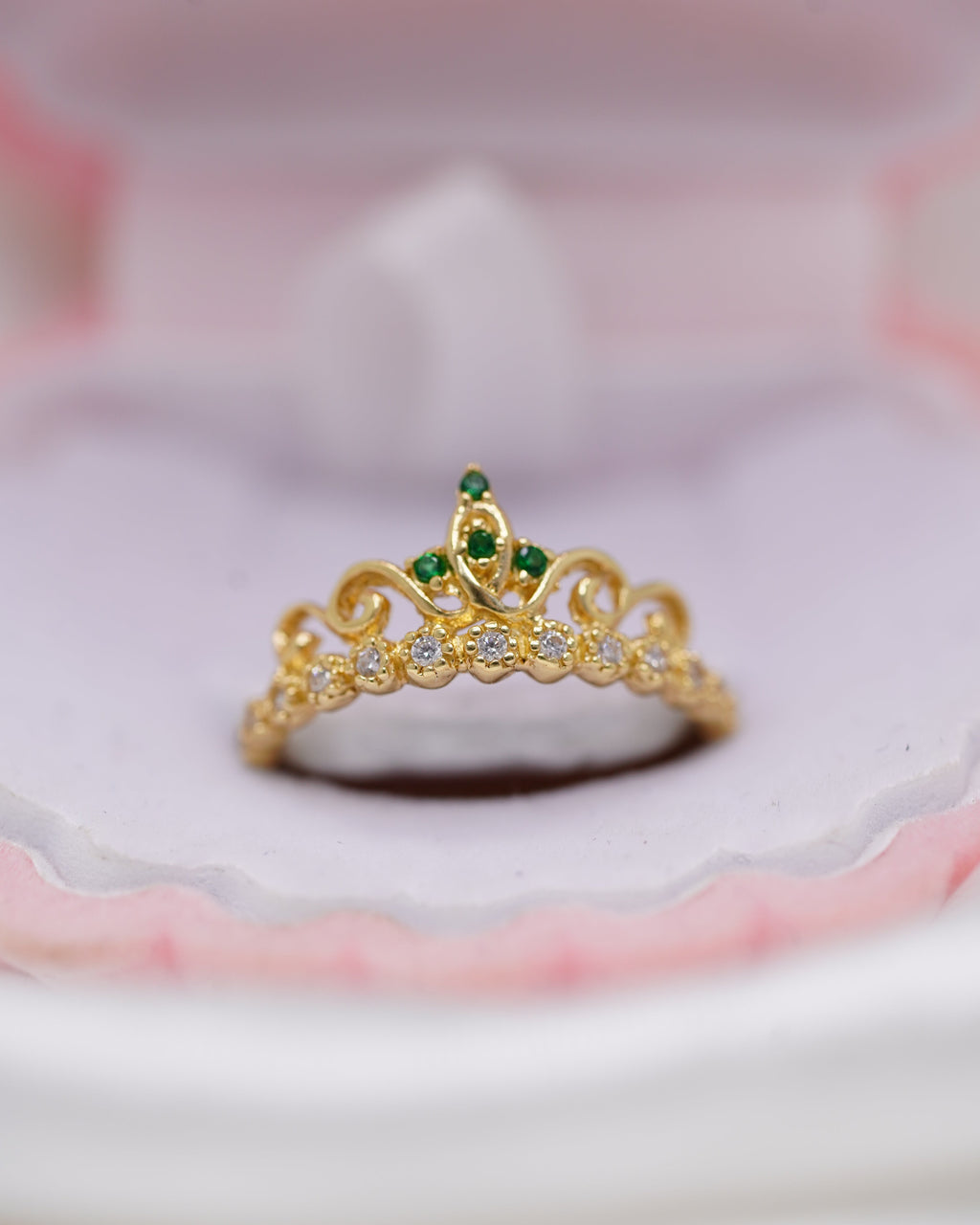 Anillo de 15 Años en Oro 18K – 2.3 Gramos | Un Detalle Elegante para un Día Inolvidable