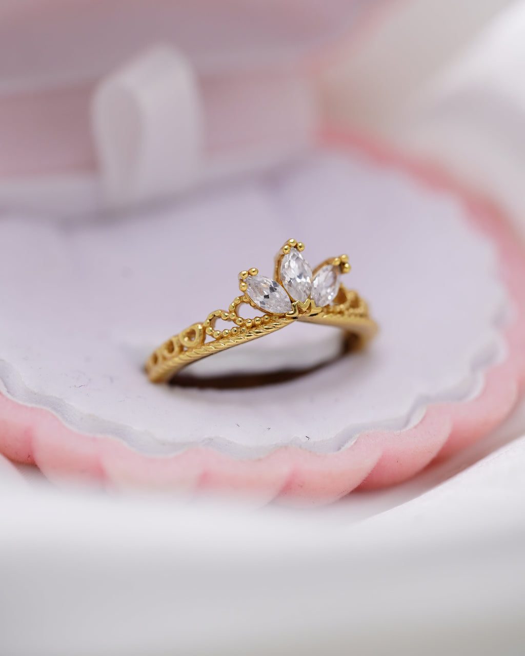 Anillo de 15 Años en Oro 18K – 2.1 Gramos | Un Regalo Inolvidable para una Fecha Especial