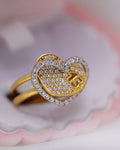 Anillo de 15 Años en Oro 18K – 5.2 Gramos | Lujo, Elegancia y un Recuerdo para Toda la Vida