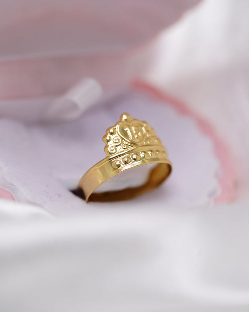 Anillo de 15 Años en Oro 18K – 1.8 Gramos | La Joya Perfecta para Celebrar un Momento Único