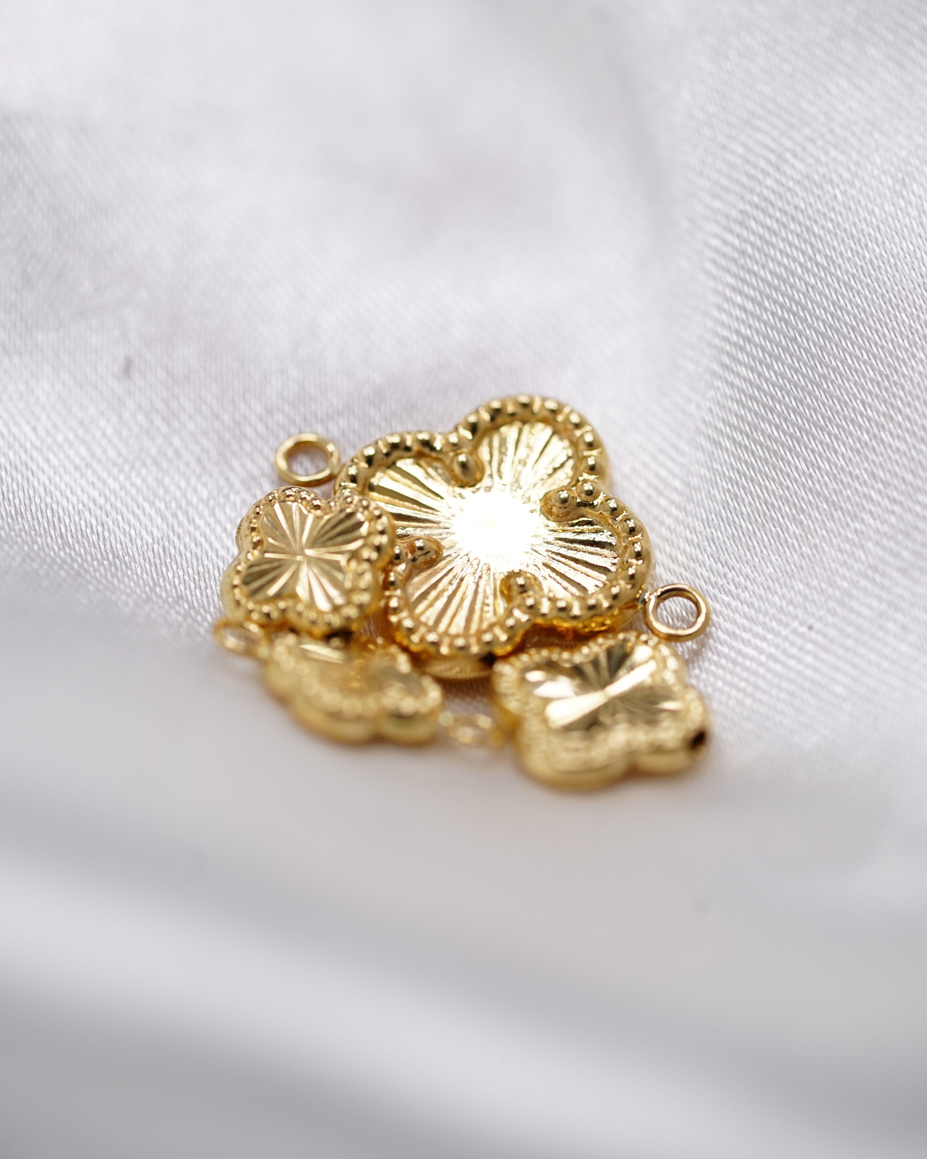 Herraje Estilo Van Cleef en Oro 18K