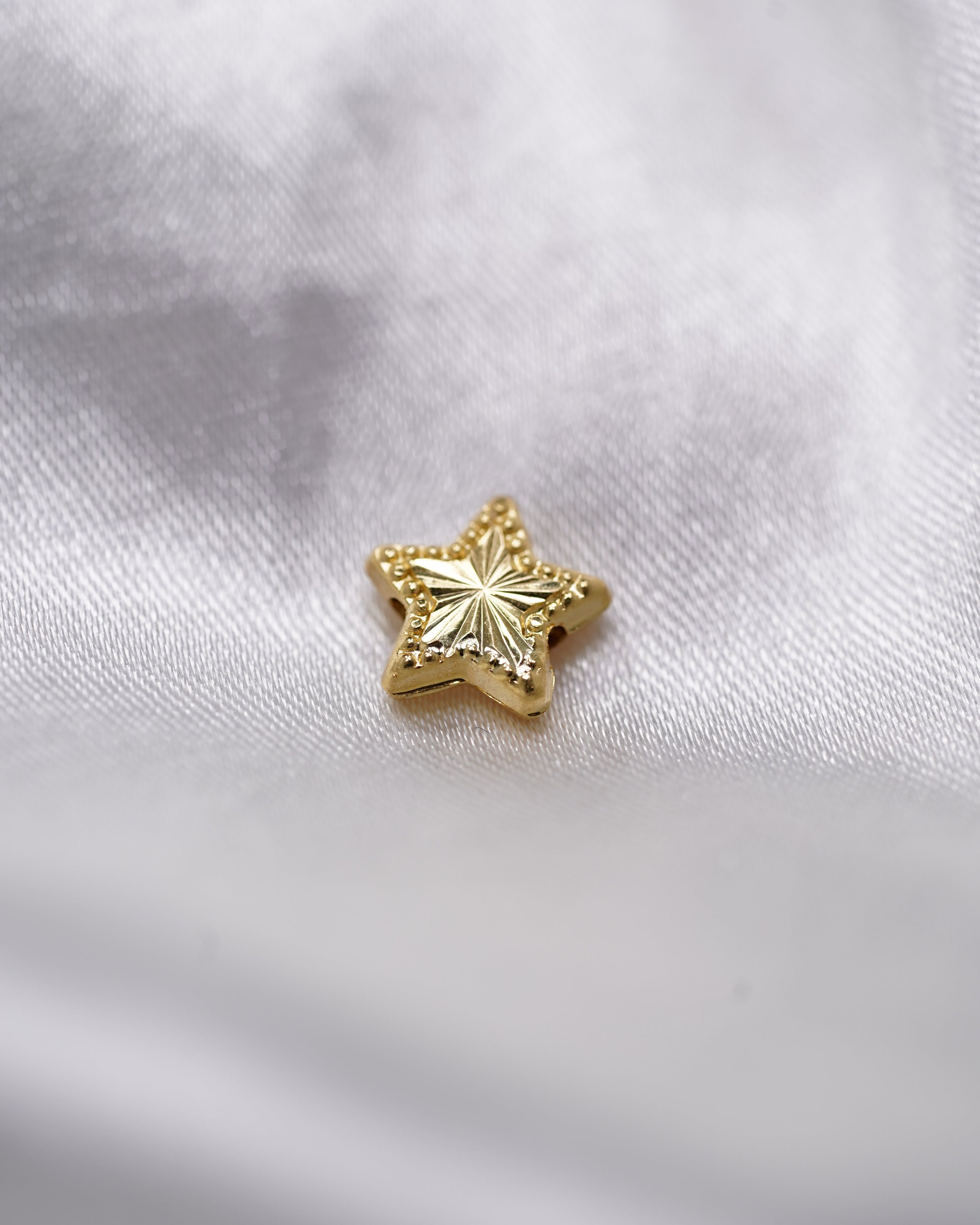 Herraje Estrella en Oro 18K