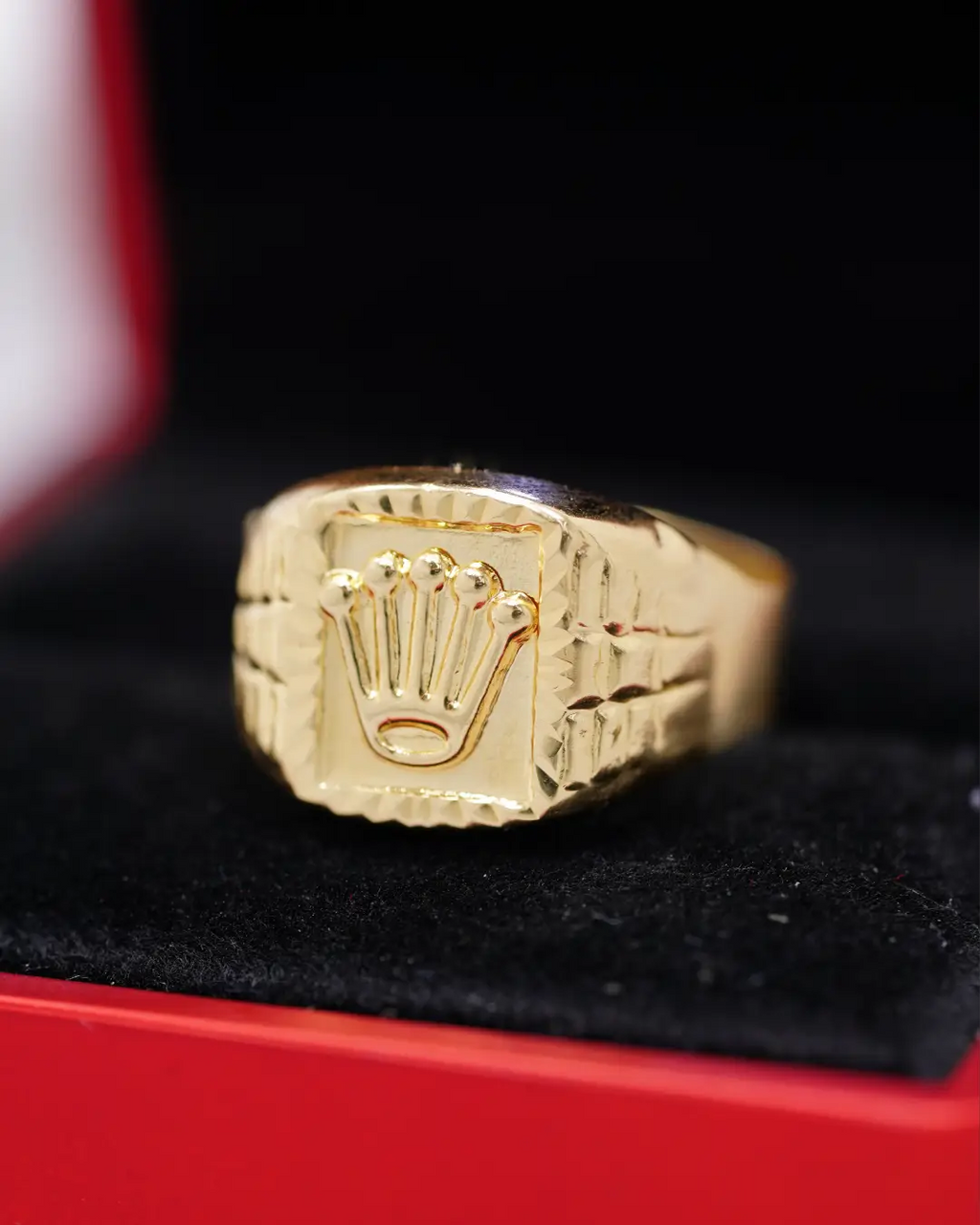 👑 Anillo Caballero Estilo Rolex 2 en Oro 18K – Exclusividad y Sofisticación