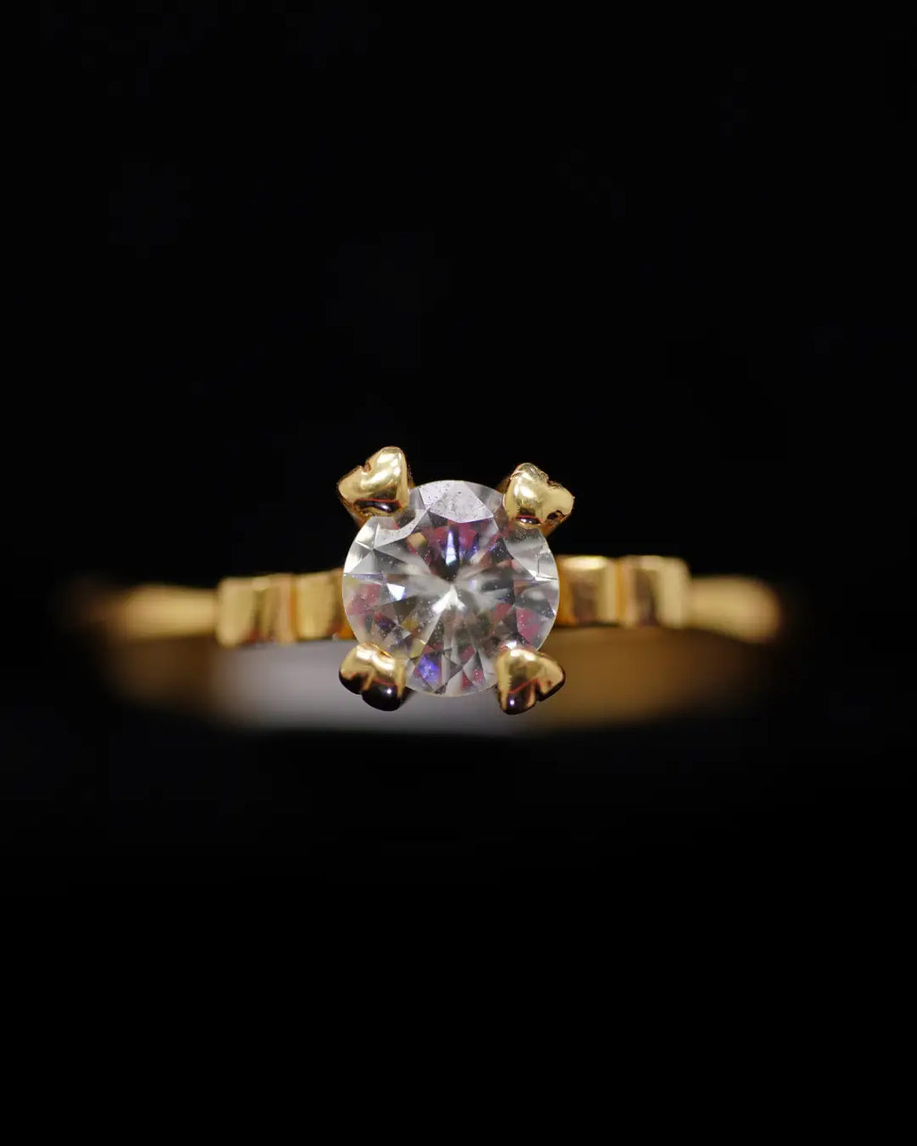 Anillo de Compromiso en Oro 18K con Diamante Natural 0.40 P | Dorian Joyeros