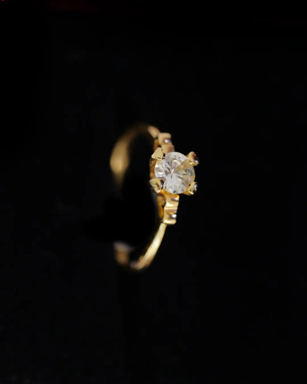Anillo de Compromiso en Oro 18K con Diamante Natural 0.40 P | Dorian Joyeros