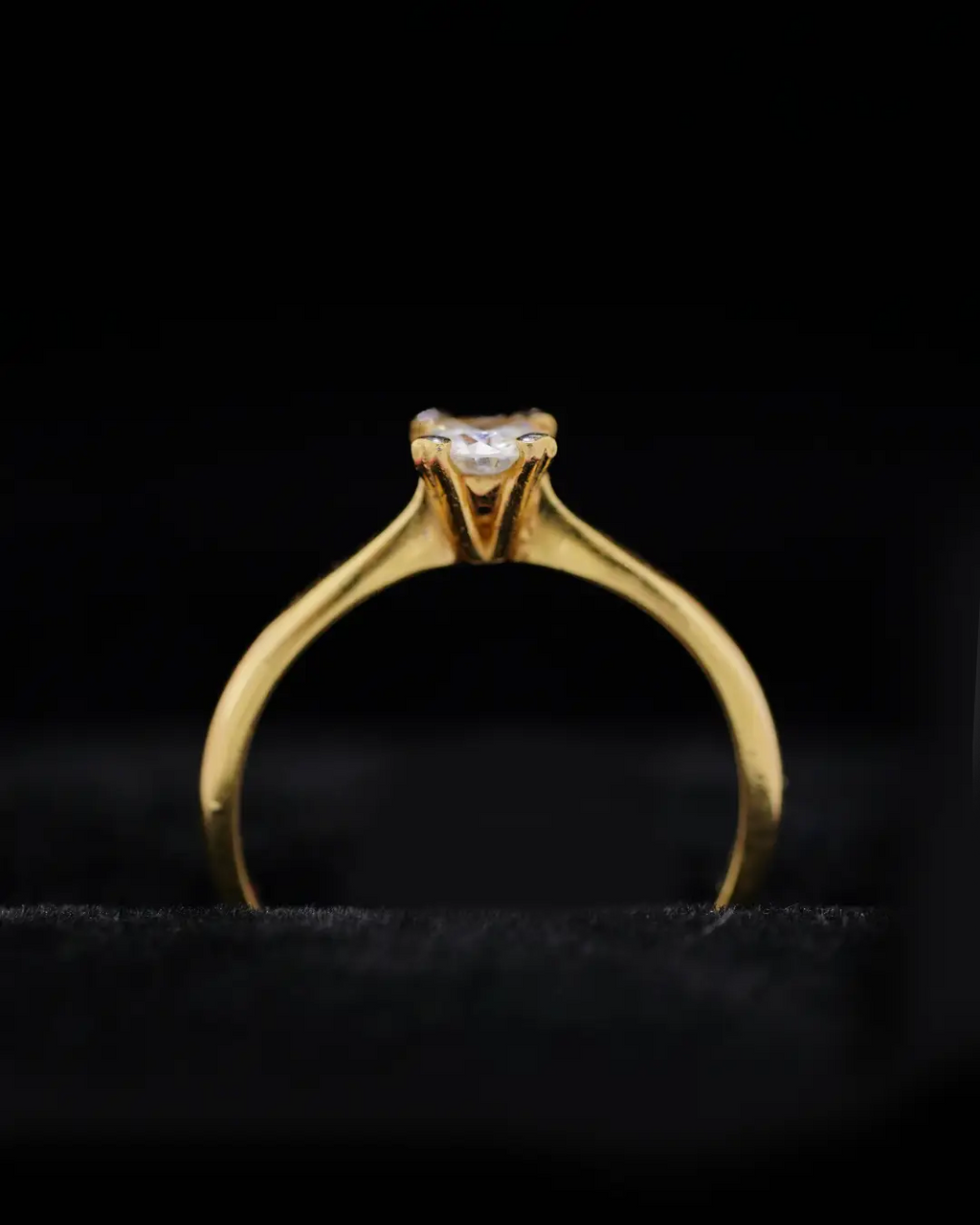 Anillo de Compromiso en Oro 18K con Diamante Natural 0.35 P | Dorian Joyeros