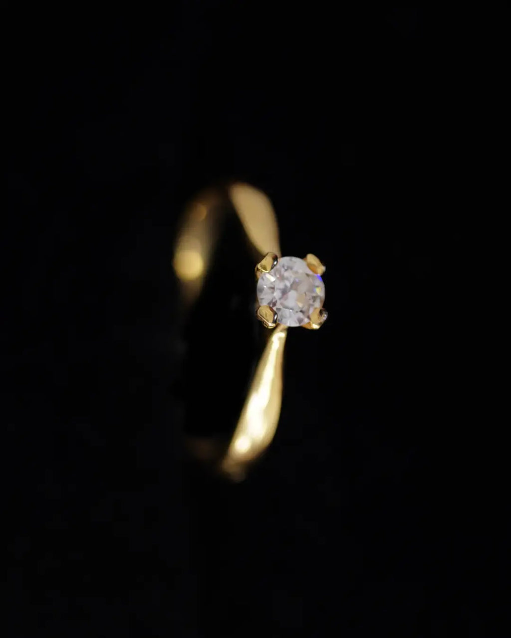 Anillo de Compromiso en Oro 18K con Diamante Natural 0.35 P | Dorian Joyeros