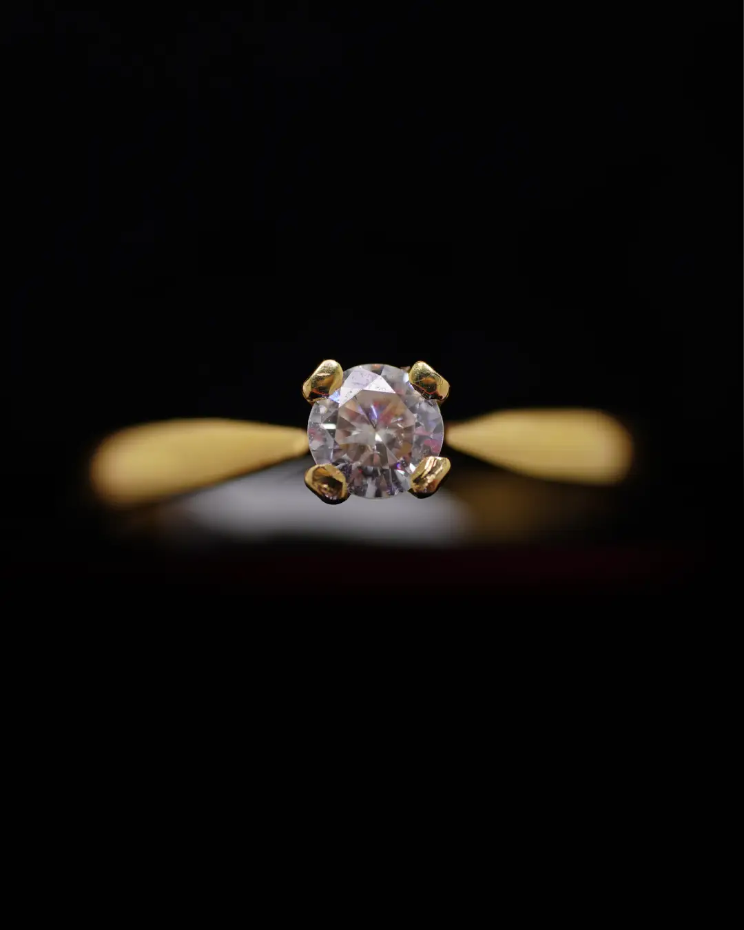 Anillo de Compromiso en Oro 18K con Diamante Natural 0.35 P | Dorian Joyeros